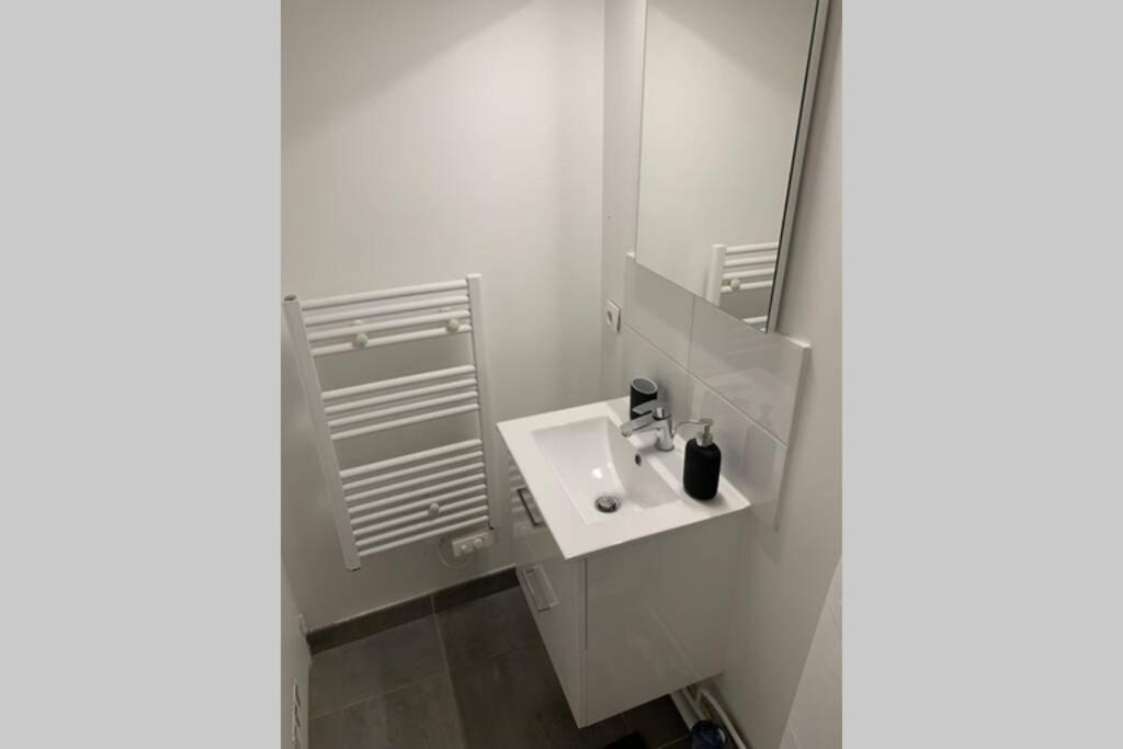 Charmant F2 Centre Ville De Rouen Apartment Exterior photo